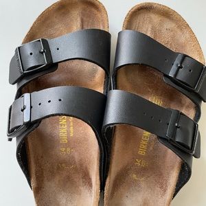 Birkenstocks size 34- Black